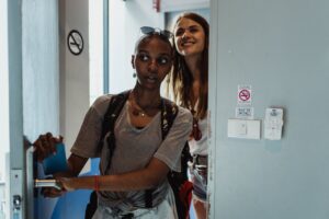 15 Ways to Adjust to a New Country as an Immigrant