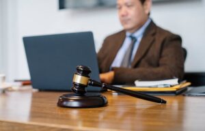 Become A Lawyer