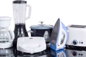 15 Tips on How to Stock a Kitchen with the Right Equipment