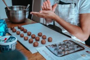Step-by-Step: Making Peanut Butter Protein Balls in the Thermomix