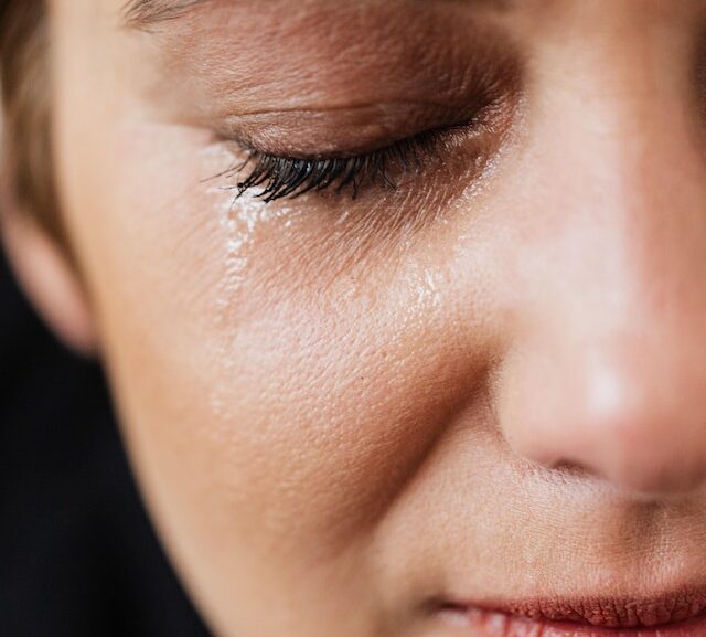 11 Simple Ways To Cope With Grief