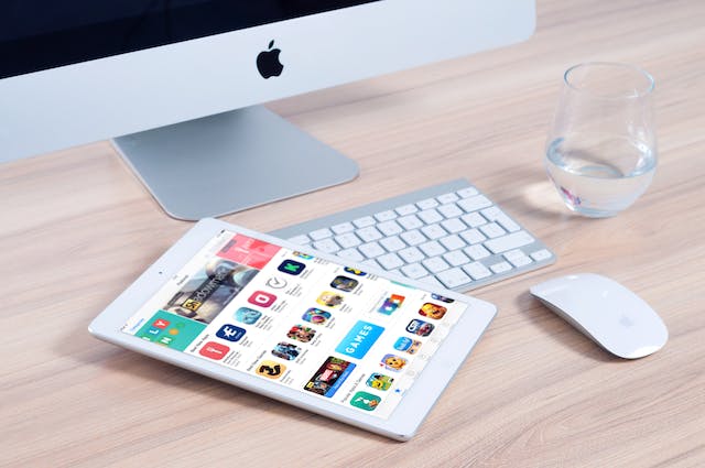 15 Tips For Balancing Work And Social Life